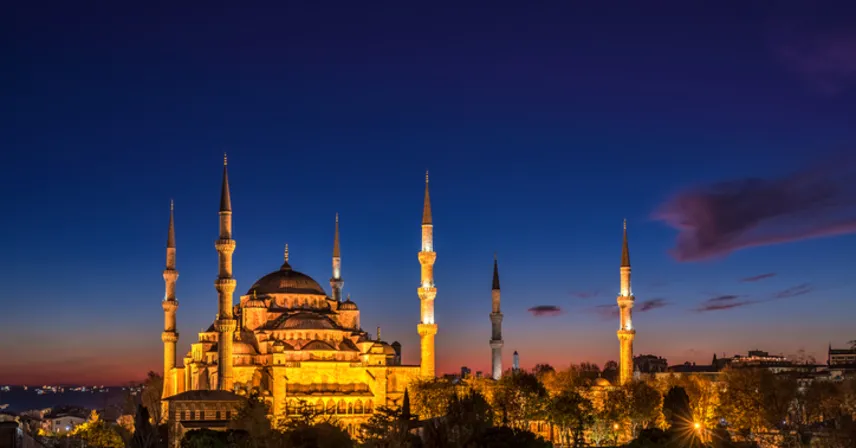 ⁠Fatih Sultan Mehmet Türbesi Hakkında Bilgiler: Hikayesi ve Manevi Önemi