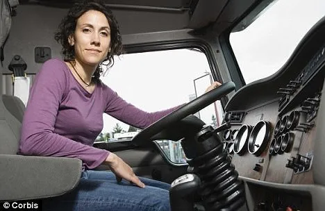Kadın şoförlerin kamyon yazıları
