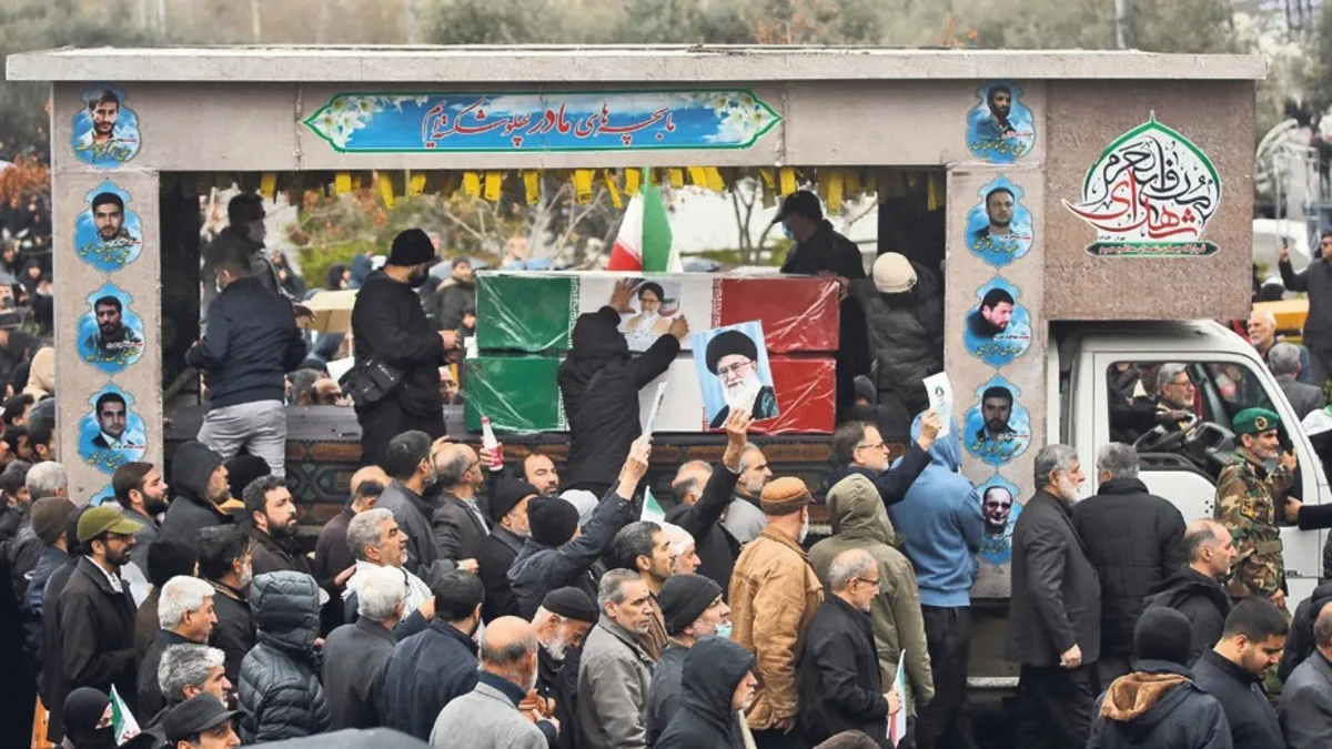 İran halkı meydan okudu