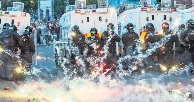 İrlanda’da göçmen avı