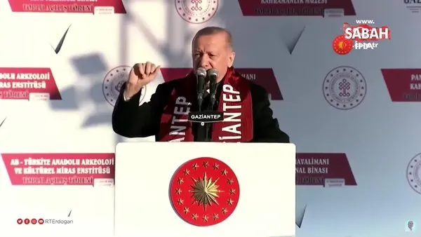 Başkan Erdoğan, gençlere eşlik etti: Beraber yürüdük biz bu yollarda | Video