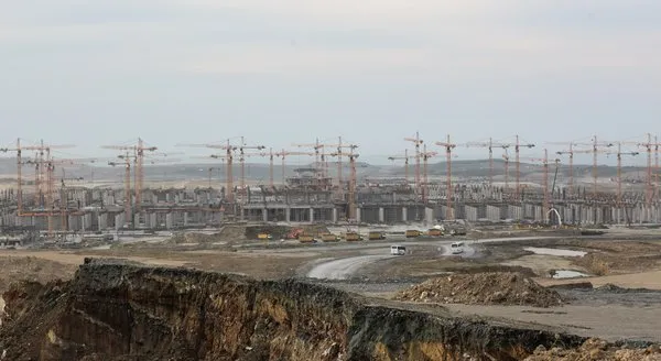 3. havalimanında ilk asfalt döküldü