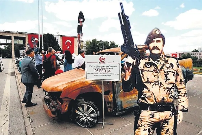 1992den-15-temmuza-bitmeyen-nobet-sehidin-evlatlari-baskentte-tarih-yazdi-1783969829768.jpeg