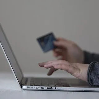 E-ticaret pazarının büyüklüğü 50 milyar liraya tırmanıyor