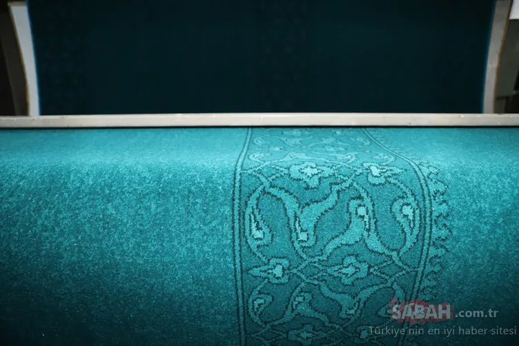 Εικόνες της τελευταίας στιγμής και όλες οι εξελίξεις από την Αγία Σοφία που προετοιμάστηκαν για την προσευχή της Παρασκευής