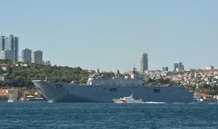 TCG Anadolu Teknofest Mavi Vatan için İstanbul Boğazı’nda! Dosta güven düşmana korku veren tablo