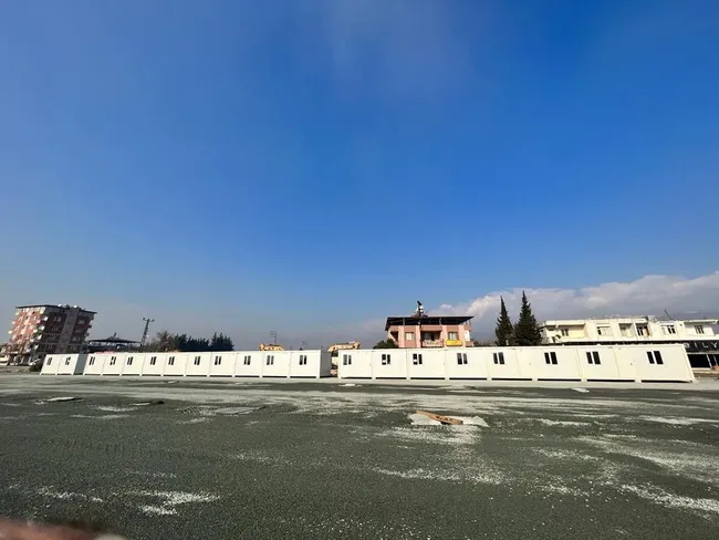 iga-nin-hatayda-kurdugu-konteyner-kent-8-martta-hizmete-giriyor-1677316788551.jpeg