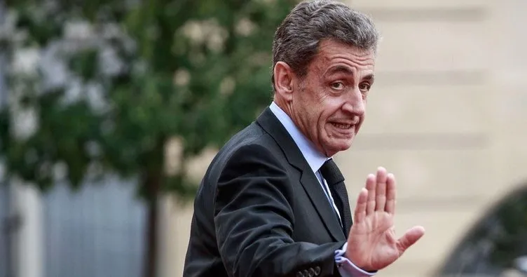 Sarkozy’ye 2 yıl tecilli 3 yıl hapis
