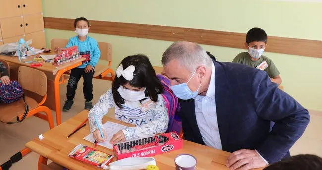 Yeni okul sevinci!