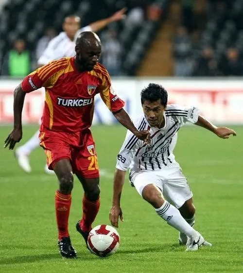 Kartal'da çöküş sürüyor