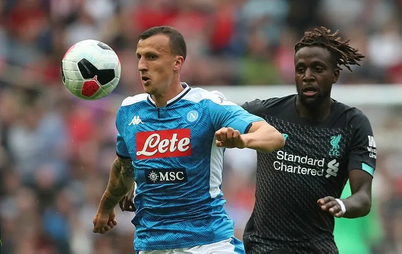 Napoli, Liverpool'u farklı yendi! Eljif Elmas... - Galeri ...