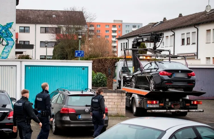 Hanau'daki ırkçı saldırıdan son dakika haberi: Saldırgan önce annesini öldürdü sonra...