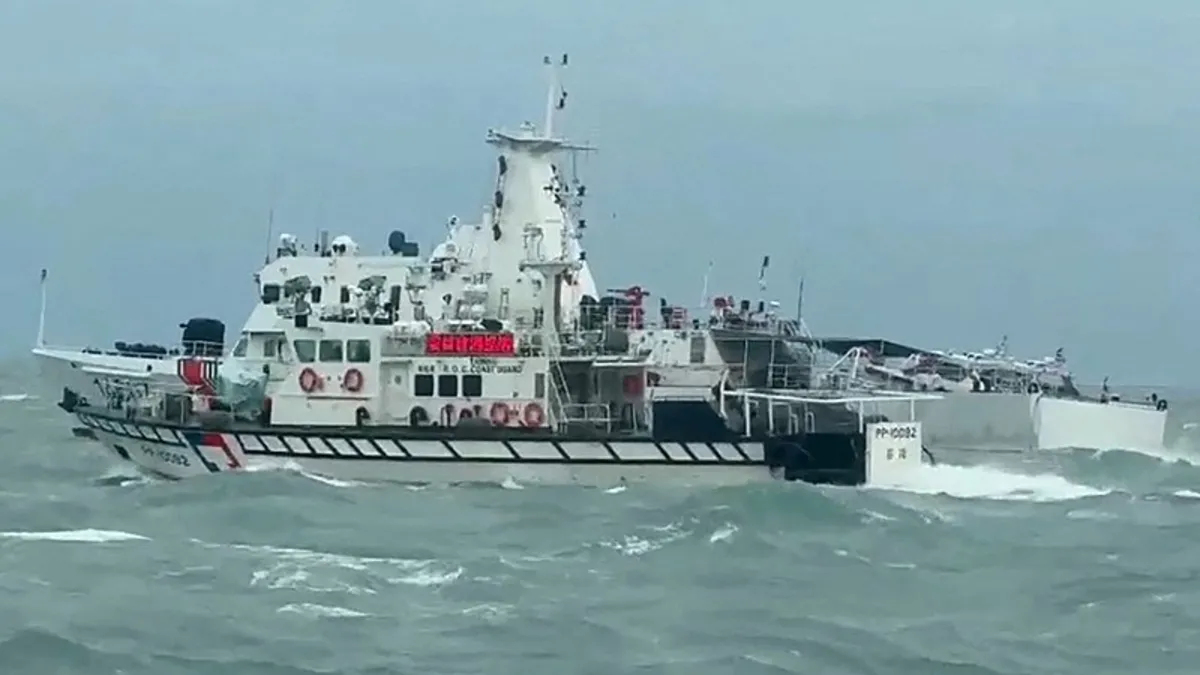 Çin, Tayvan Boğazı’nda askeri tatbikata başladı Çin, Tayvan Boğazı’nda askeri tatbikata başladı