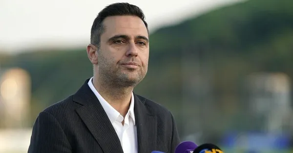 montella-dunya-kupasi-bitene-kadar-bizimle-1730497723842.jpeg