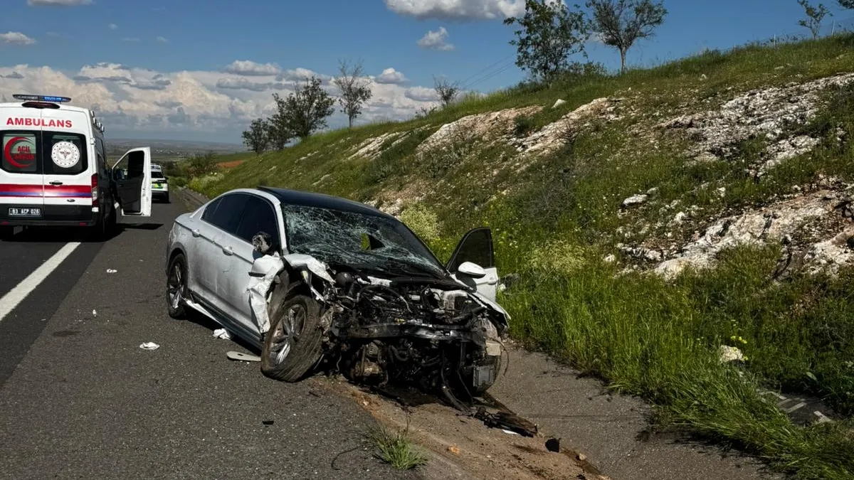 SON DAKİKA | Şanlıurfa’da zincirleme kaza! 3 ölü, 5 yaralı SON DAKİKA | Şanlıurfa’da zincirleme kaza! 3 ölü, 5 yaralı