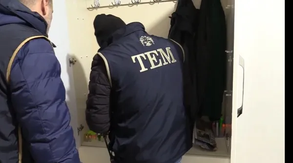 mit-ve-emniyetten-deasa-ortak-operasyon-536-deas-uyesi-yakalandi-1735626951891.jpg