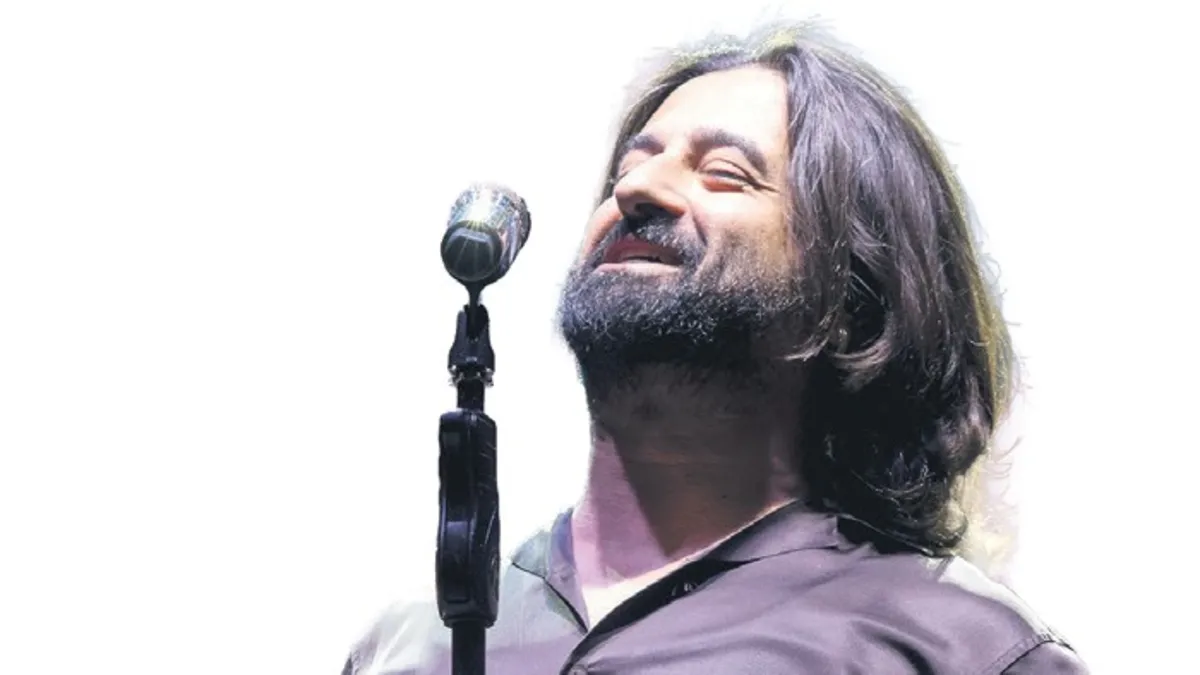 Koray Avcı dikiş öğrendi