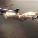 Japonya semalarında yolcu uçağı ile savaş uçağı çarpıştı