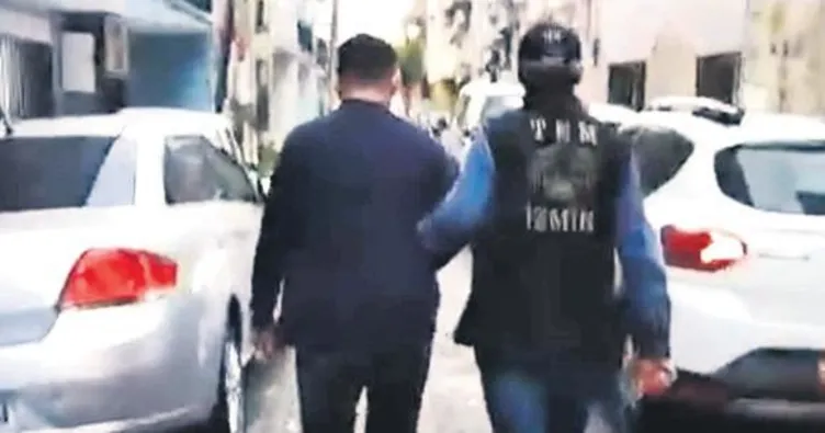 İzmir’de FETÖ operasyonu: 20 gözaltı
