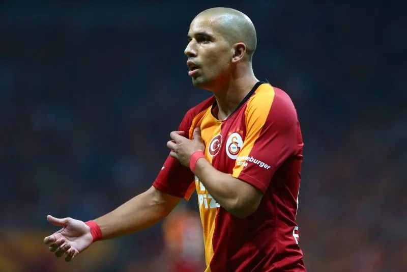 Galatasaray'dan son dakika haberi! Steven Nzonzi'den sonra 5 ismin daha bileti kesildi!