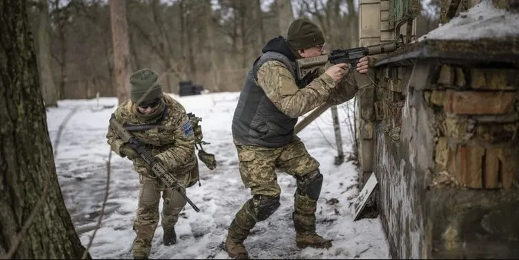 Rusya Ukrayna cephesinde çatışmalar şiddetlendi: Kiev karşı taarruza geçti! Sürpriz saldırı Moskova’yı şoke etti