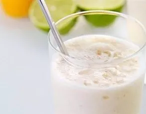 Muz, Portakal ve Zencefili Smoothie