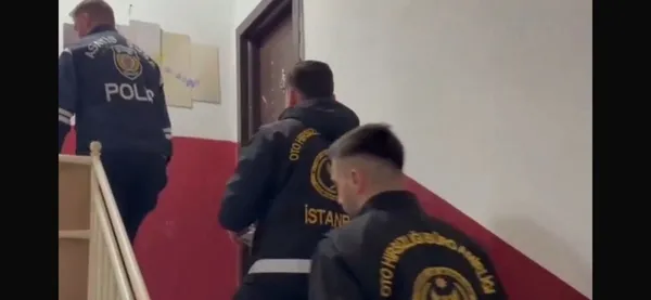 istanbulda-change-oto-operasyonu-24-kisi-gozaltina-alindi-polis-40-araca-el-koydu-1778824024439.jpg