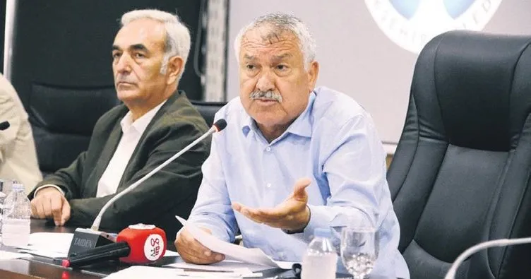 Adana Büyükşehir Belediye Başkanı Zeydan Karalar 2500 işçiyi kovdu şimdi yenilerini alıyor