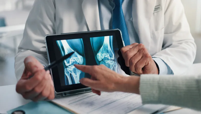Uzmandan kemik erimesi olarak bilinen osteoporoz uyarısı! Uzun süre belirti vermeden ilerleyebiliyor!