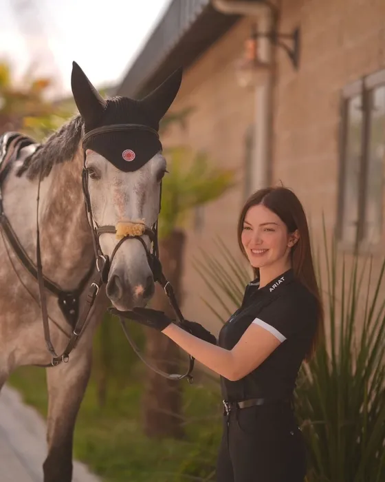 Emirhan Topçu’nun annesi Danla Bilic’le aşk iddialarına yanıt verdi! Komik...