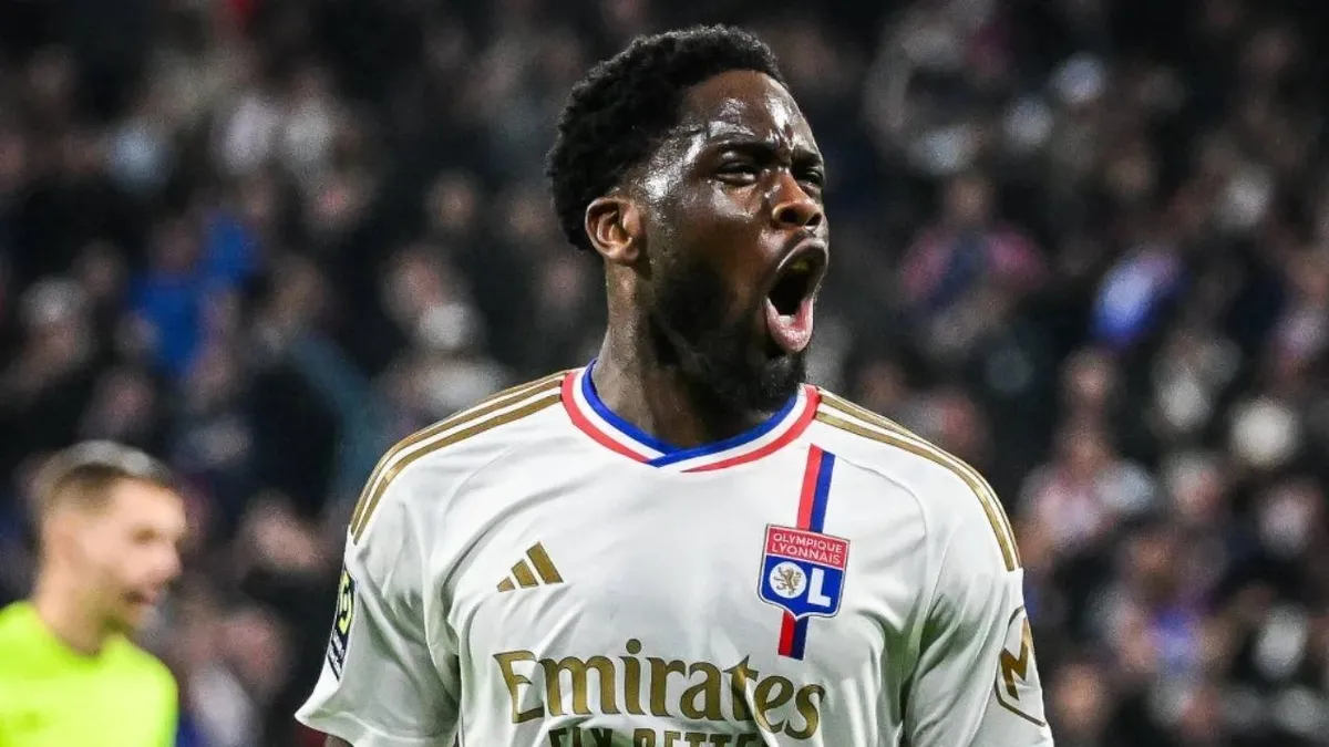 Beşiktaş'ın Orel Mangala'yı takip ettiği görsel.
