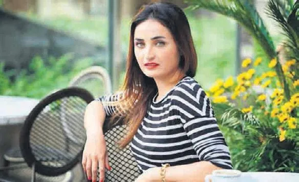 Londra’da komedi kulübü botokslu kişilerin girişini yasakladı! Nedenine çok şaşıracaksınız...