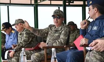 Orgeneral Akar İzmir’de