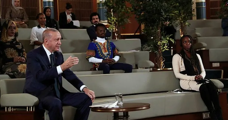 Başkan Erdoğan Afrikalı gençlerle buluştu! ’Enflasyon yine inecek’