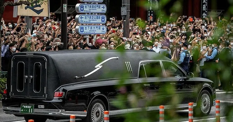 Suikast kurbanı Abe uğurlandı