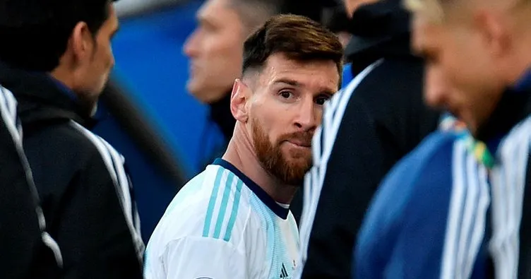 Lionel Messi’ye 3 ay men cezası