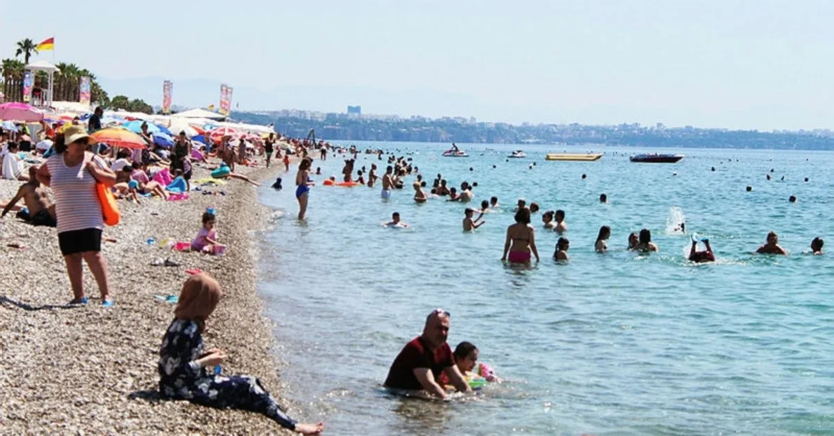antalya istanbul arasi kac km kac