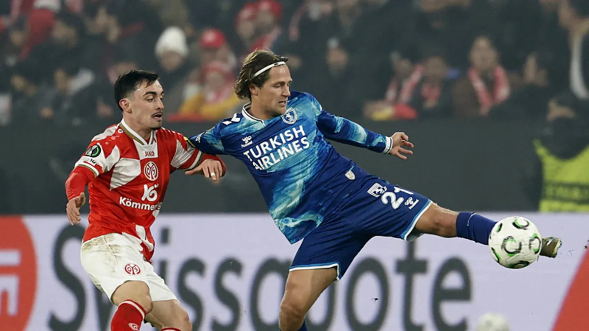 UEFA Konferans Ligi’nde tur atlayan takımlar belli oldu! Samsunspor play-off oynayacak – Galeri UEFA Konferans Ligi’nde tur atlayan takımlar belli oldu! Samsunspor play-off oynayacak – Galeri