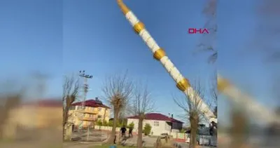 SON DAKİKA: Samsun’da hasarlı minarenin yıkımı kamerada