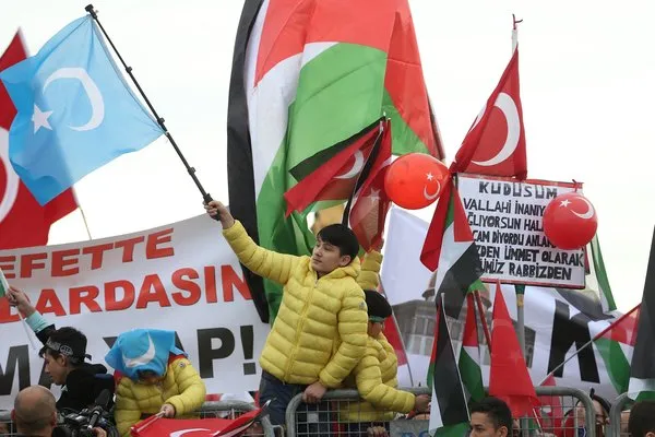 Kudüs İslam'ındır mitingi başladı