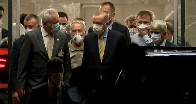 Baskan Recep Tayyip Erdogan Kalp Krizi Geciren Yegenini Ziyaret Etti Son Dakika Haberler