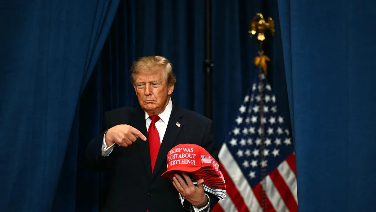 Trump’tan Putin-Zelenskiy zirvesi için kritik mesaj: Çok yakında bir toplantı düzenlenecek