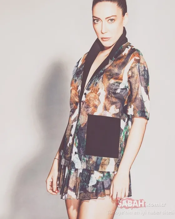 Şarkıcı Esma Er’e Lak Lak cezası!