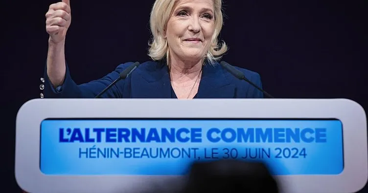 Sandıktan birinci çıkmıştı: Fransa’da Marine Le Pen’e karşı harekete geçtiler!