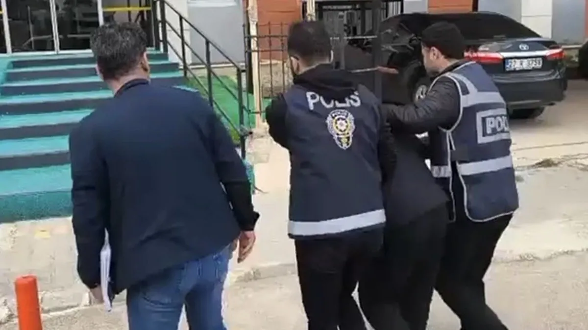 Gaziantep’te 103 milyonluk vurgun: 2 şüpheli tutuklandı! Gaziantep’te 103 milyonluk vurgun: 2 şüpheli tutuklandı!