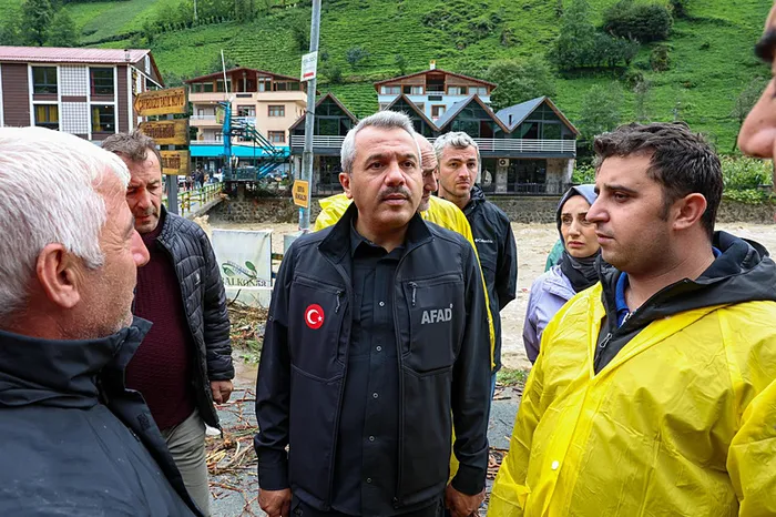 rize-kritik-tahliye-olasi-felaketi-onlemis-1758700070079.jpg
