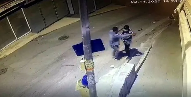 Ankara Dan Son Dakika Haberi 14 Yasindaki Cocugu Once Dovup Sonra Telefonunu Calan Hirsiz Tutuklandi Son Dakika Haberler