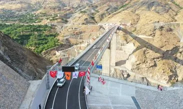 Türkiye’nin en yüksek 2. köprüsünde 1 yılda 1 milyon 750 bin araç geçti