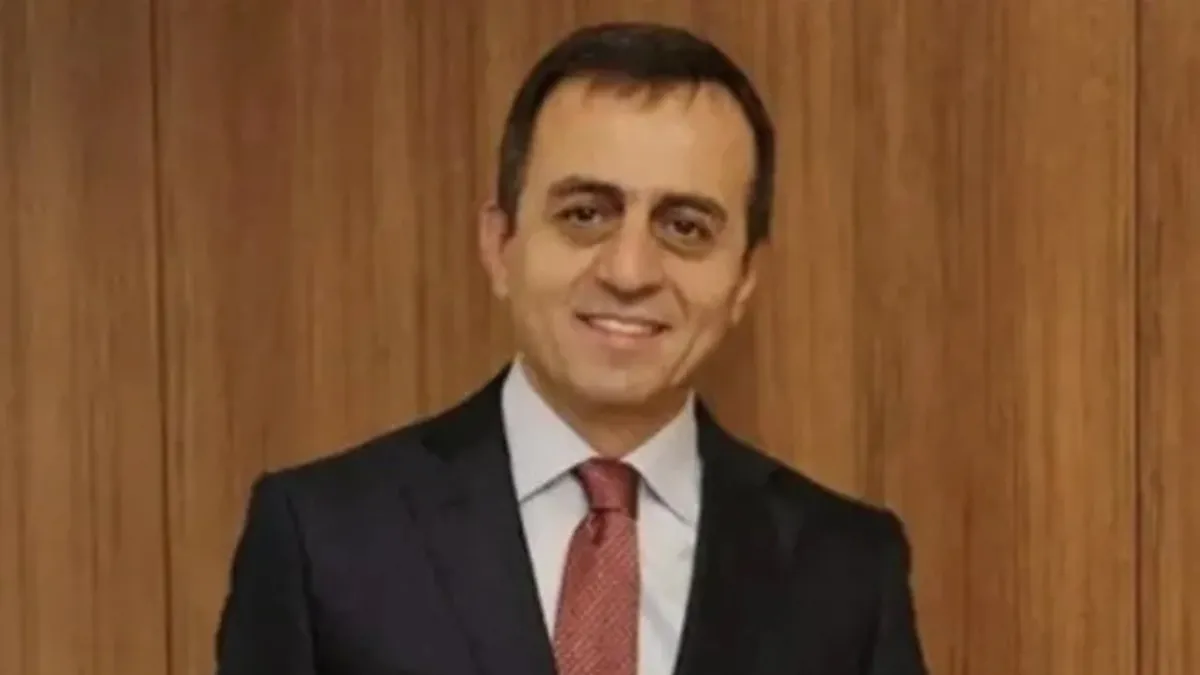 İBB soruşturmasında yeni gelişme: Ali Nuhoğlu ve Emrah Bağdatlı’nın iş yerinde balya balya paralar ele geçirildi İBB soruşturmasında yeni gelişme: Ali Nuhoğlu ve Emrah Bağdatlı’nın iş yerinde balya balya paralar ele geçirildi