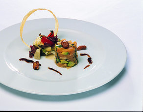Somon Avokado Tartar